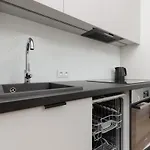 Fashionable Center By Renters Appartamento *