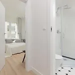 Fashionable Center By Renters