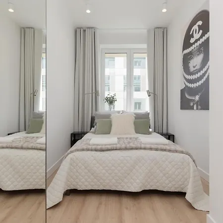 Fashionable Center By Renters