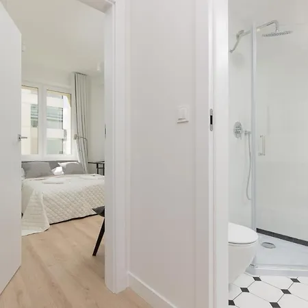 Fashionable Center By Renters