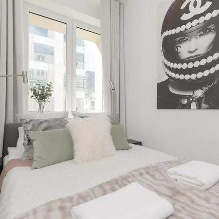 Apartament Fashionable Center By Renters *